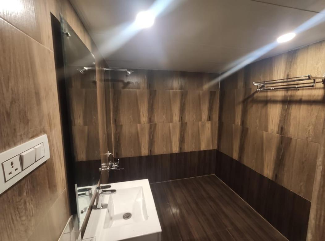 New Hotel Suhail حيدر أباد المظهر الخارجي الصورة