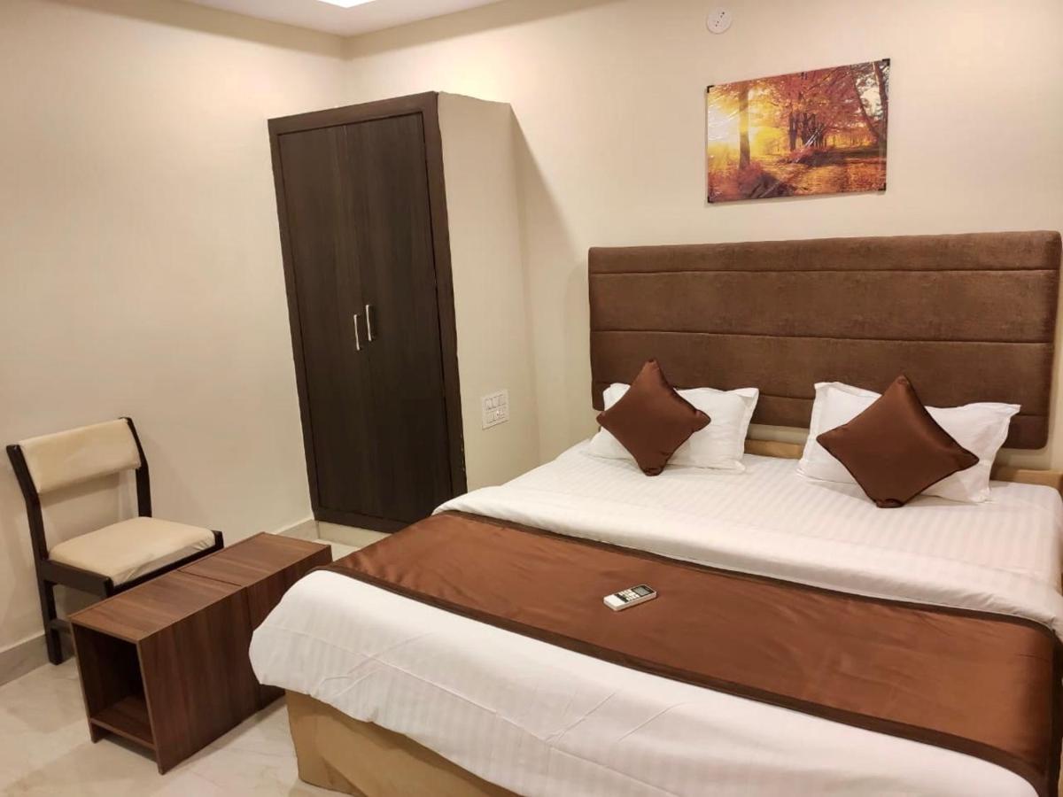New Hotel Suhail حيدر أباد المظهر الخارجي الصورة